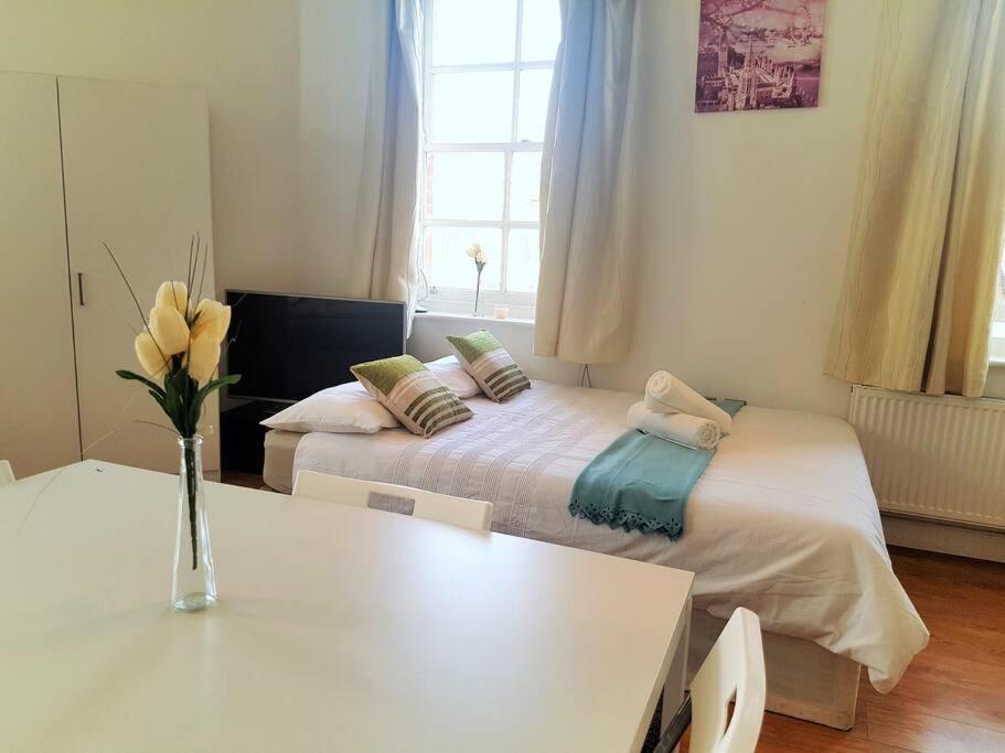Excellent Studio Flat In Londres Extérieur photo