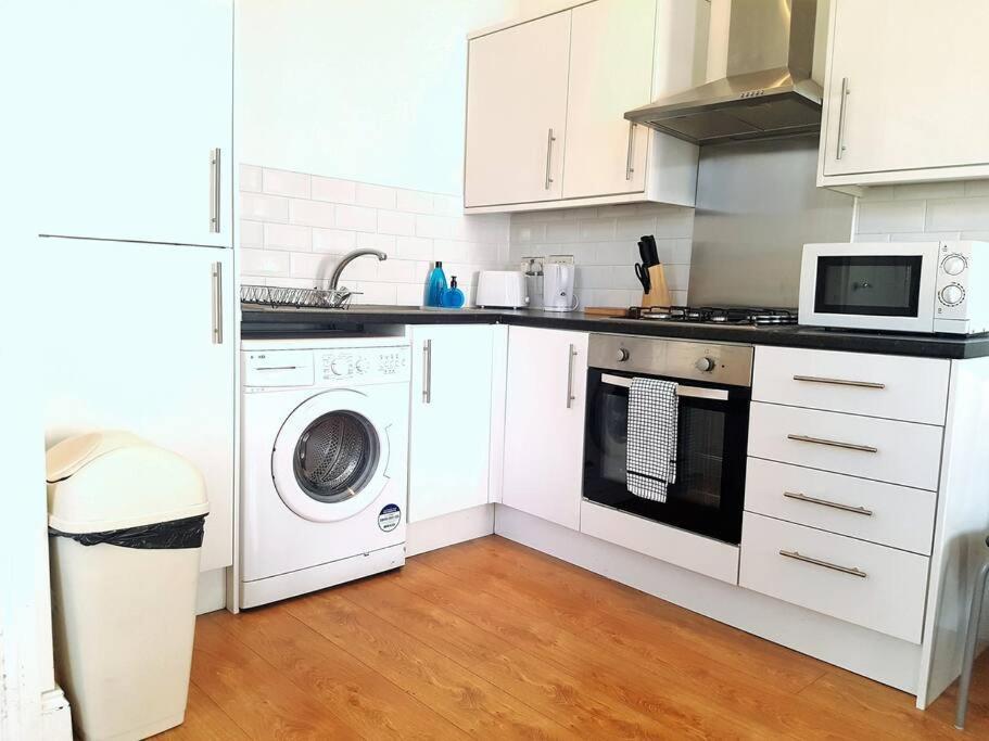 Excellent Studio Flat In Londres Extérieur photo